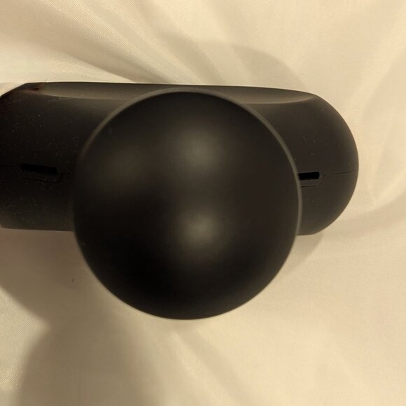 EUC Theragun Mini + 5 Attachments, Including 2 Extra Supersoft Ones + Zip Case - Picture 4 of 16